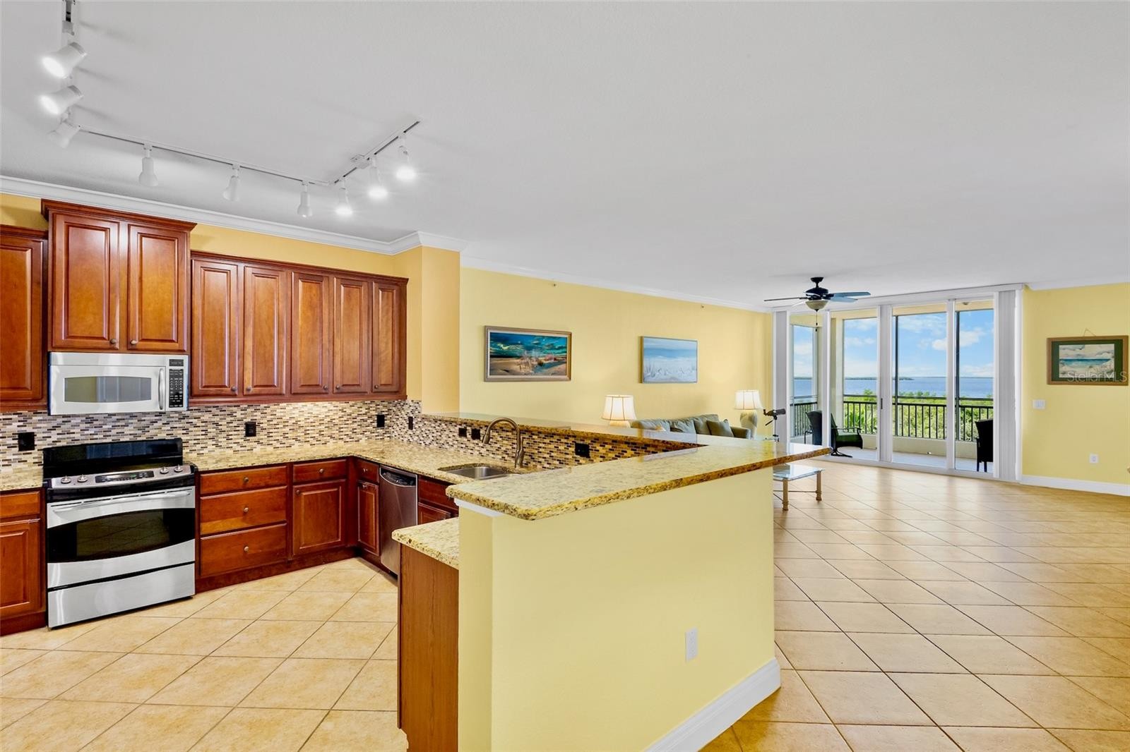 2825 TERRA CEIA BAY BLVD #1402