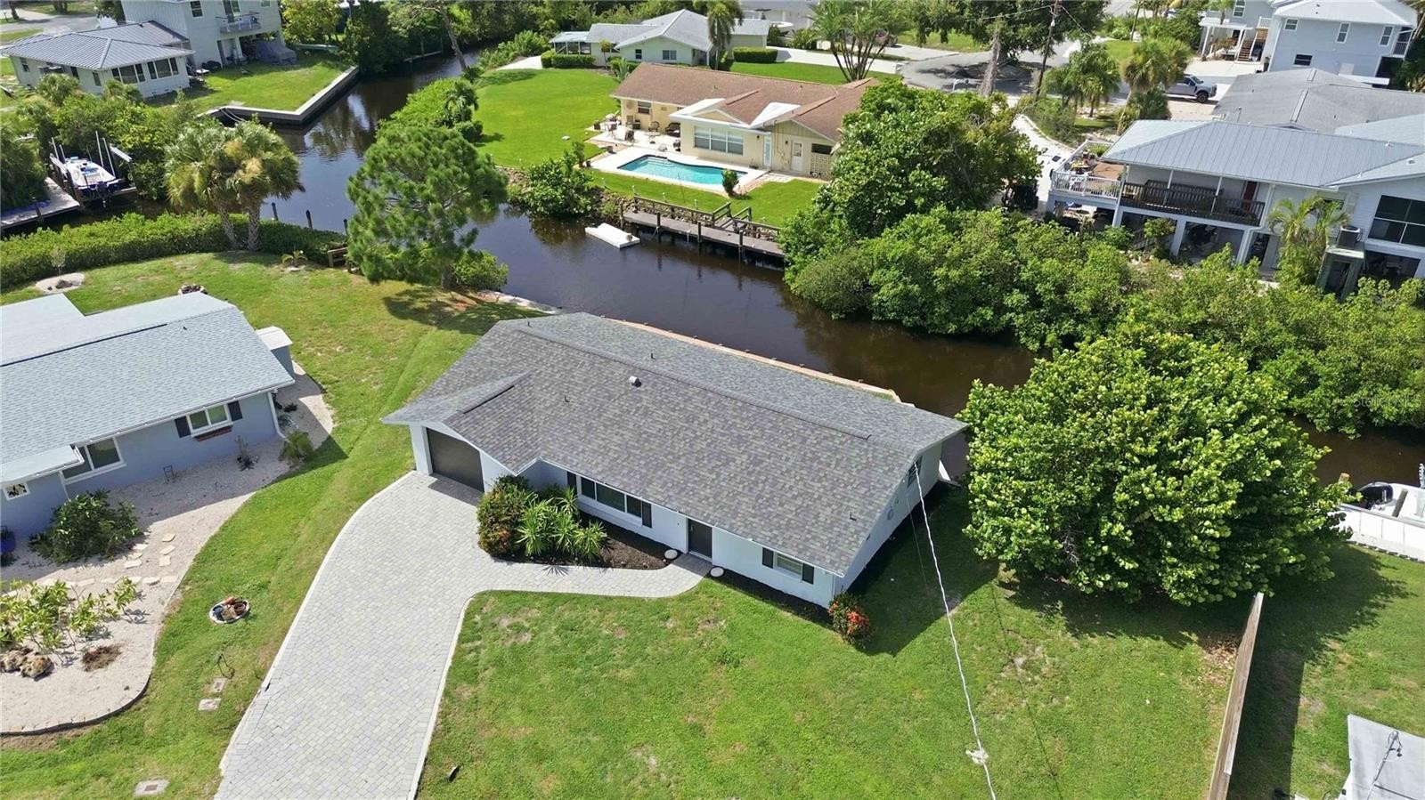 706 QUAIL CT