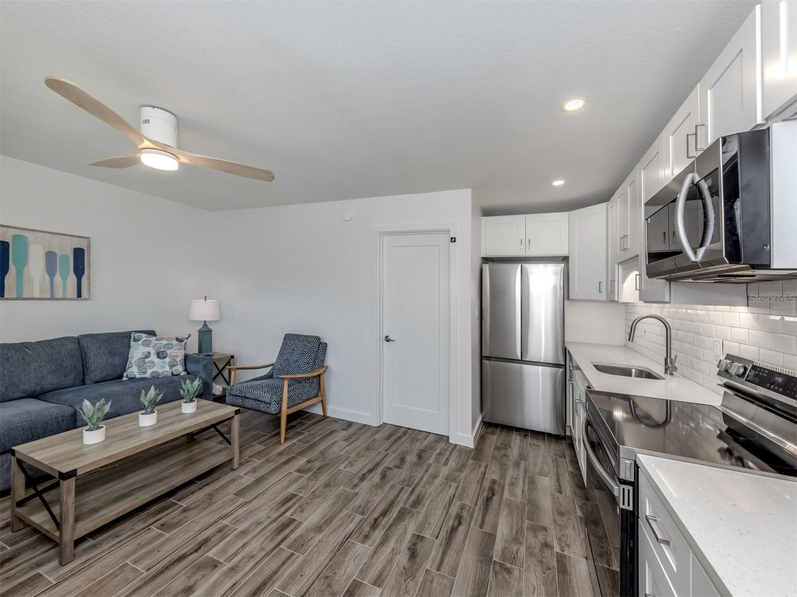 73 AVENIDA MESSINA #6