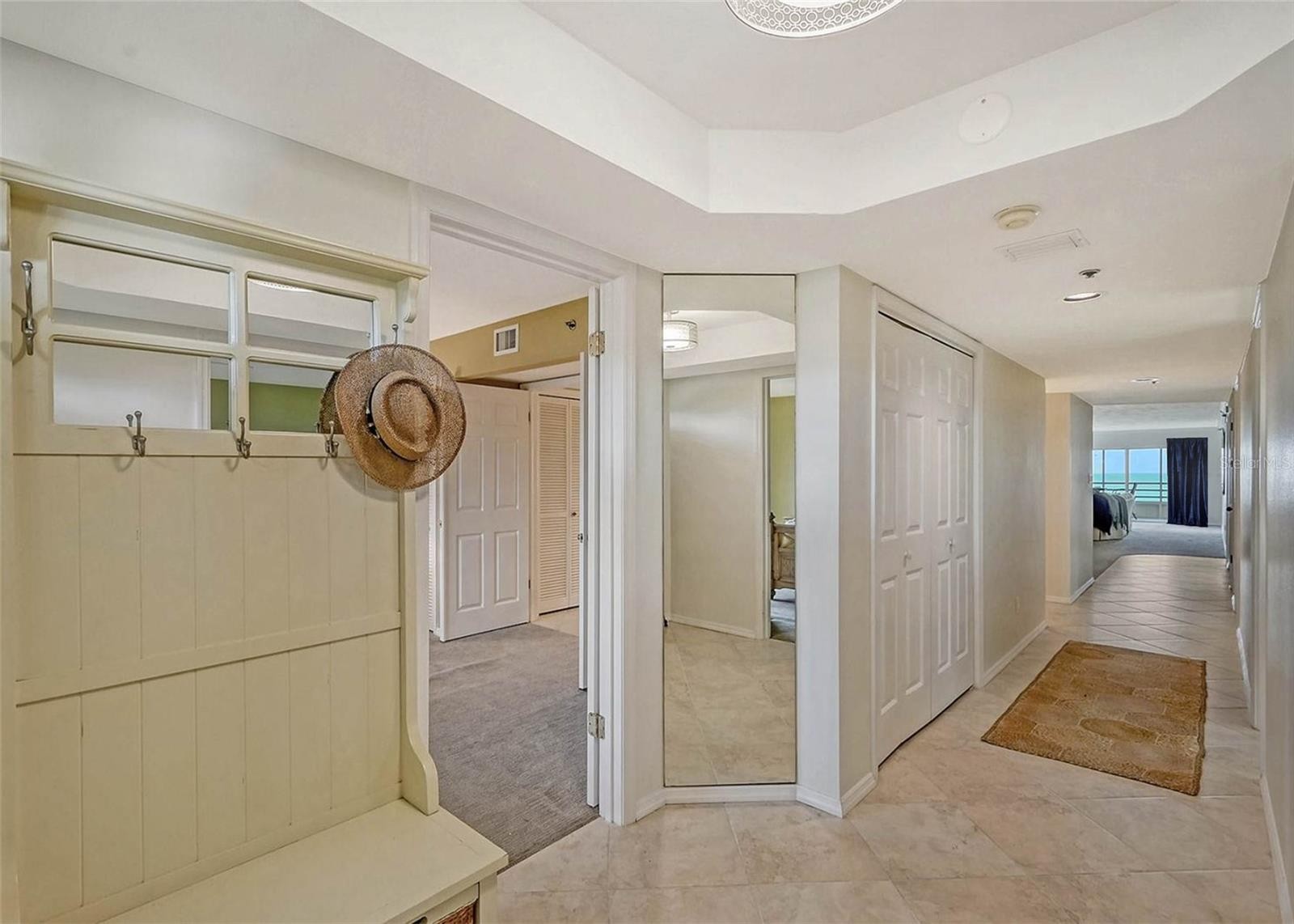 550 FLAMINGO DR #202