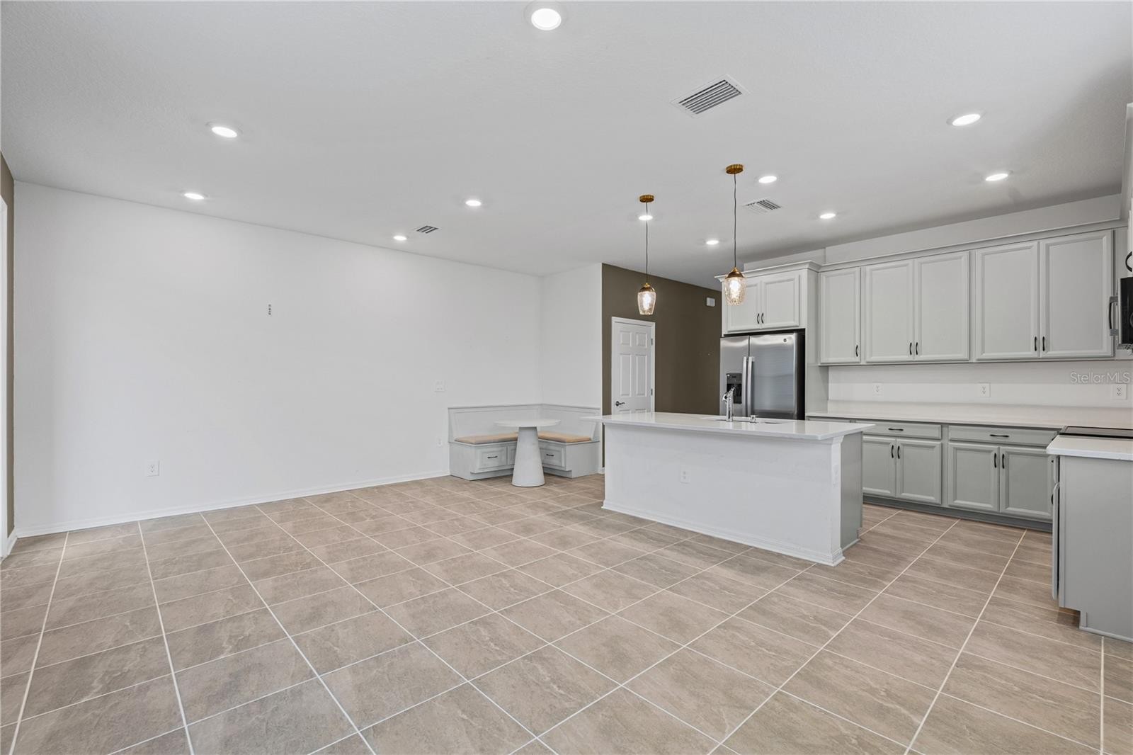 1778 SPREADER LN