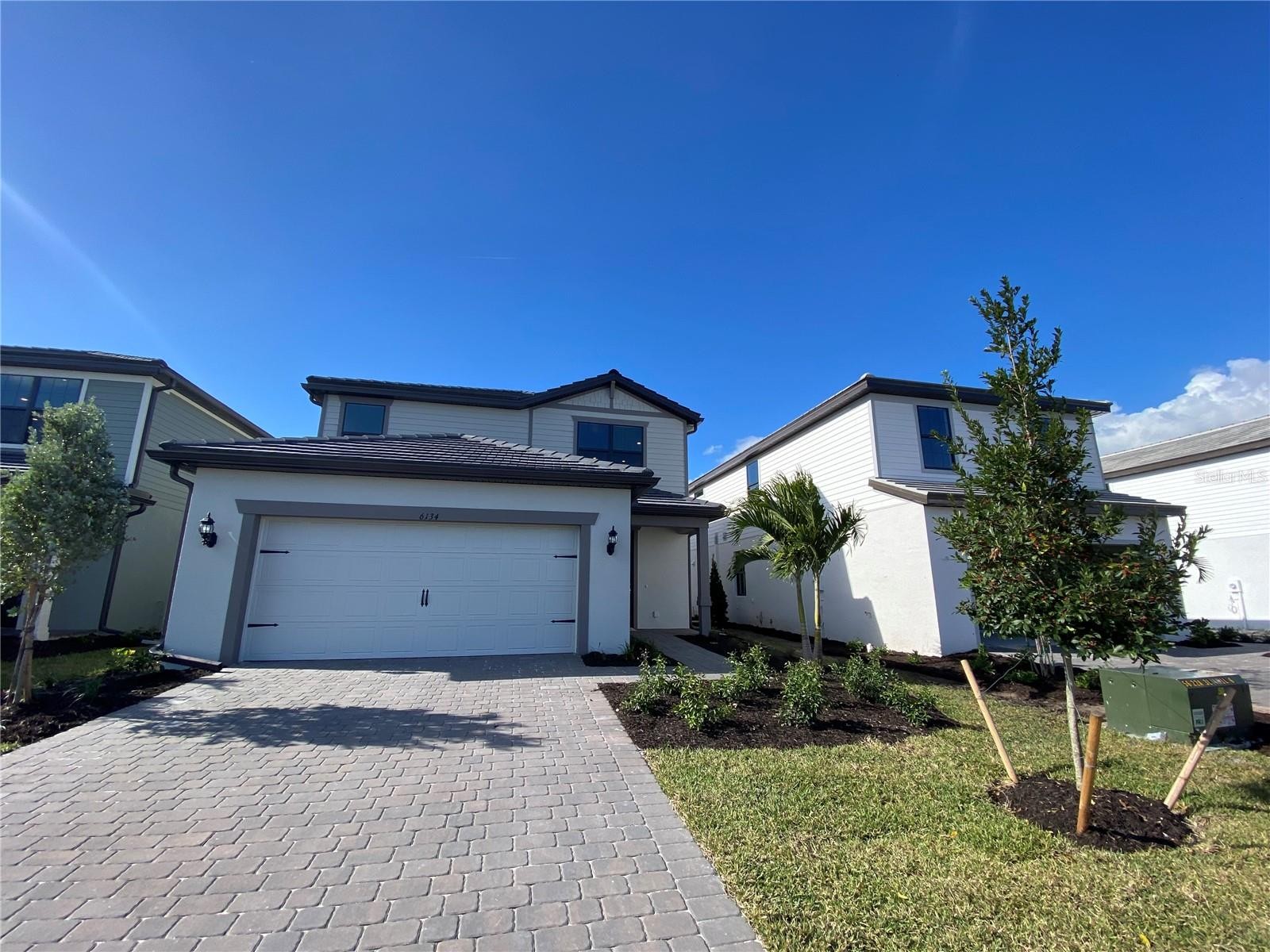 6138 BLUESTAR CT