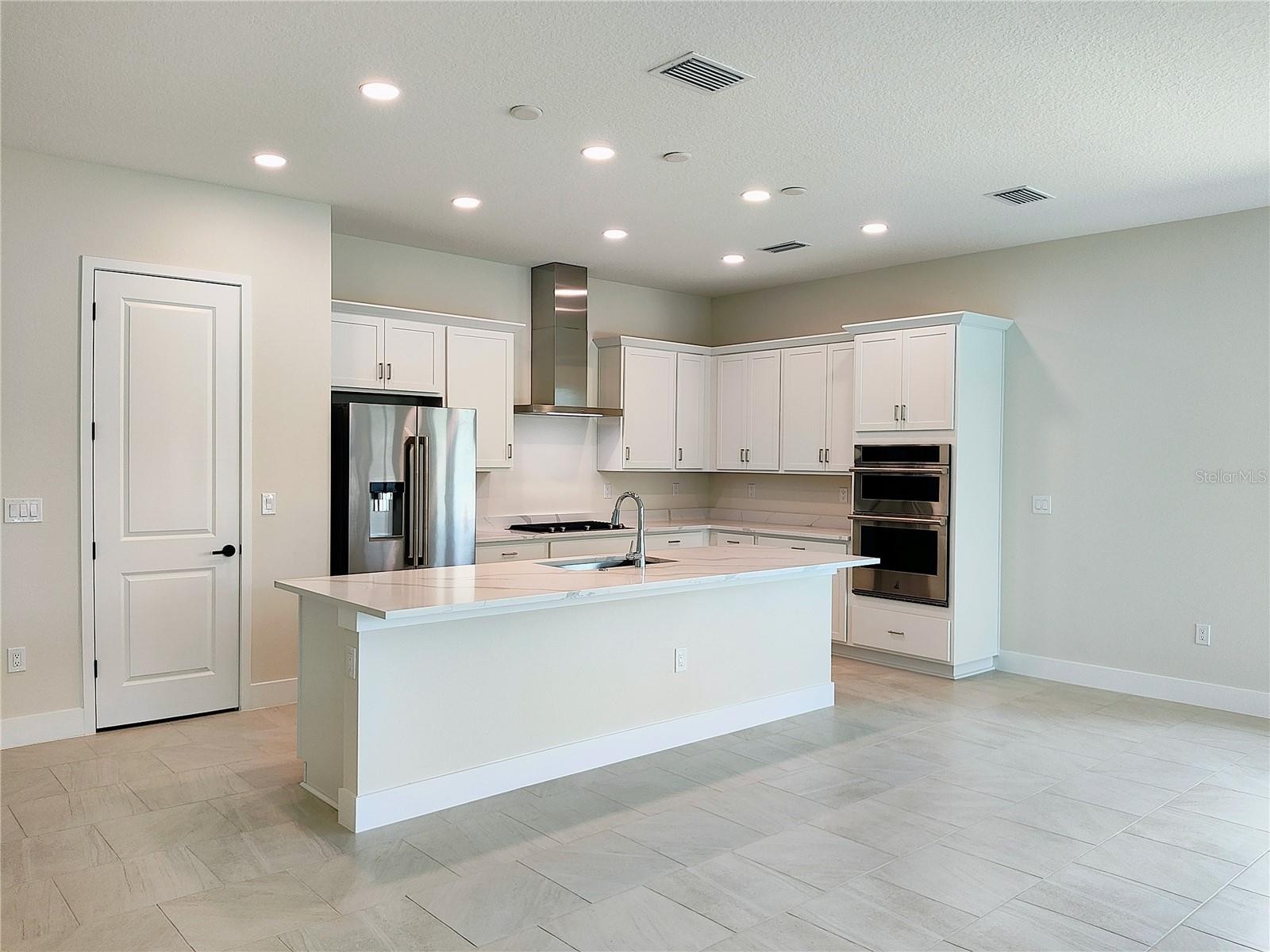 776 ANEGADA LN