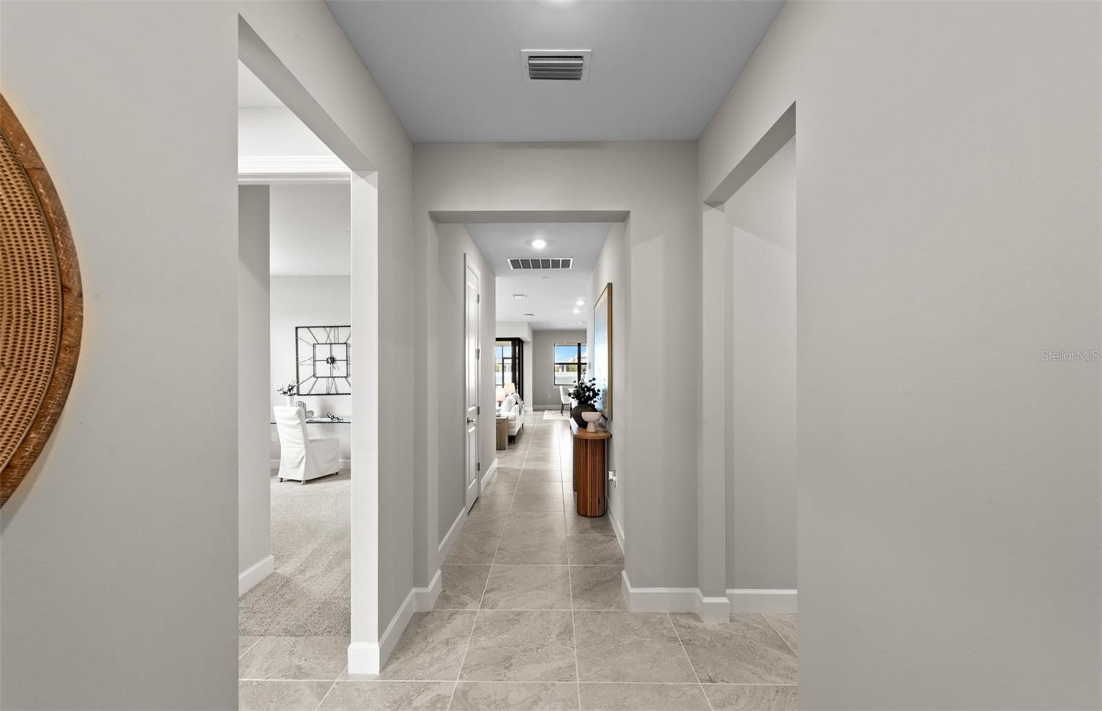 4415 LAKESIDE GROVE