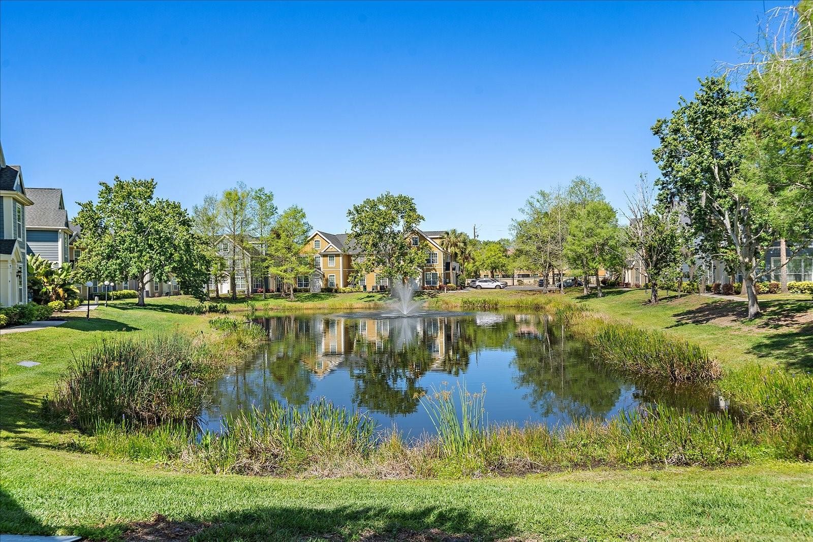 5540 ROSEHILL RD #201