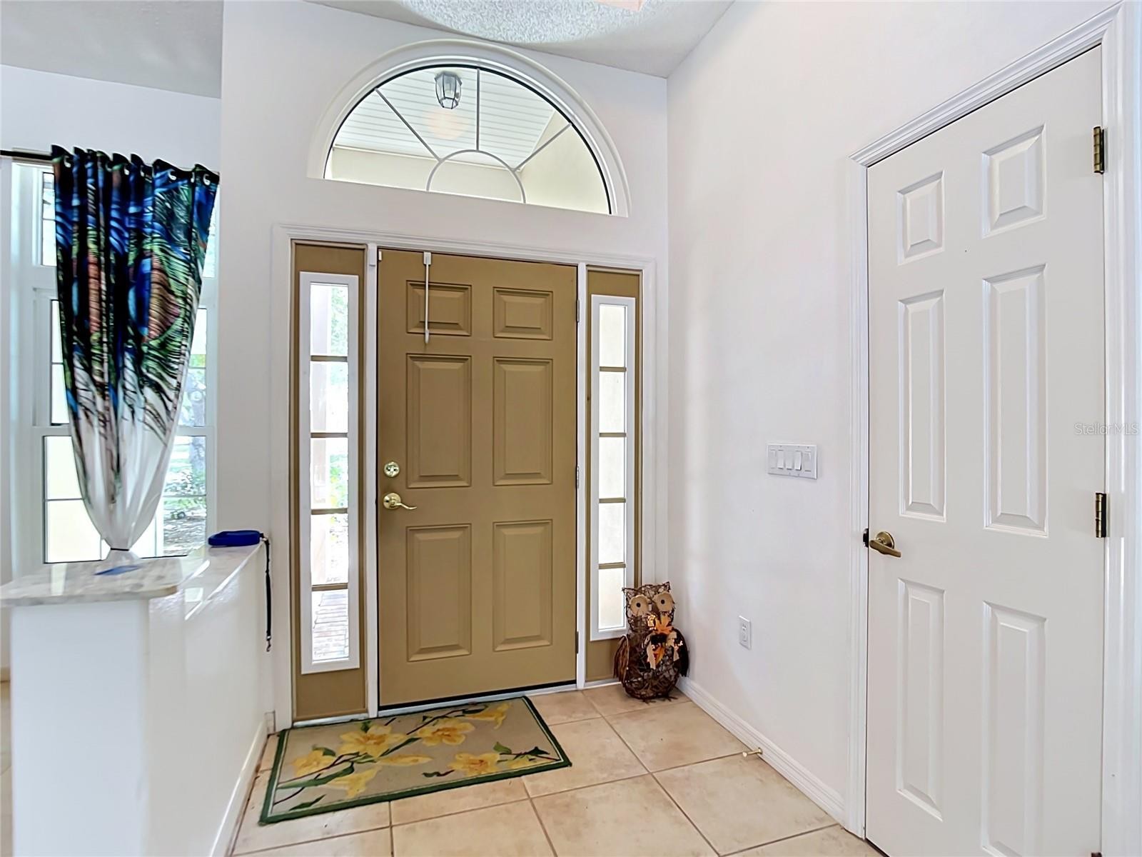 1216 WHITNEY DR