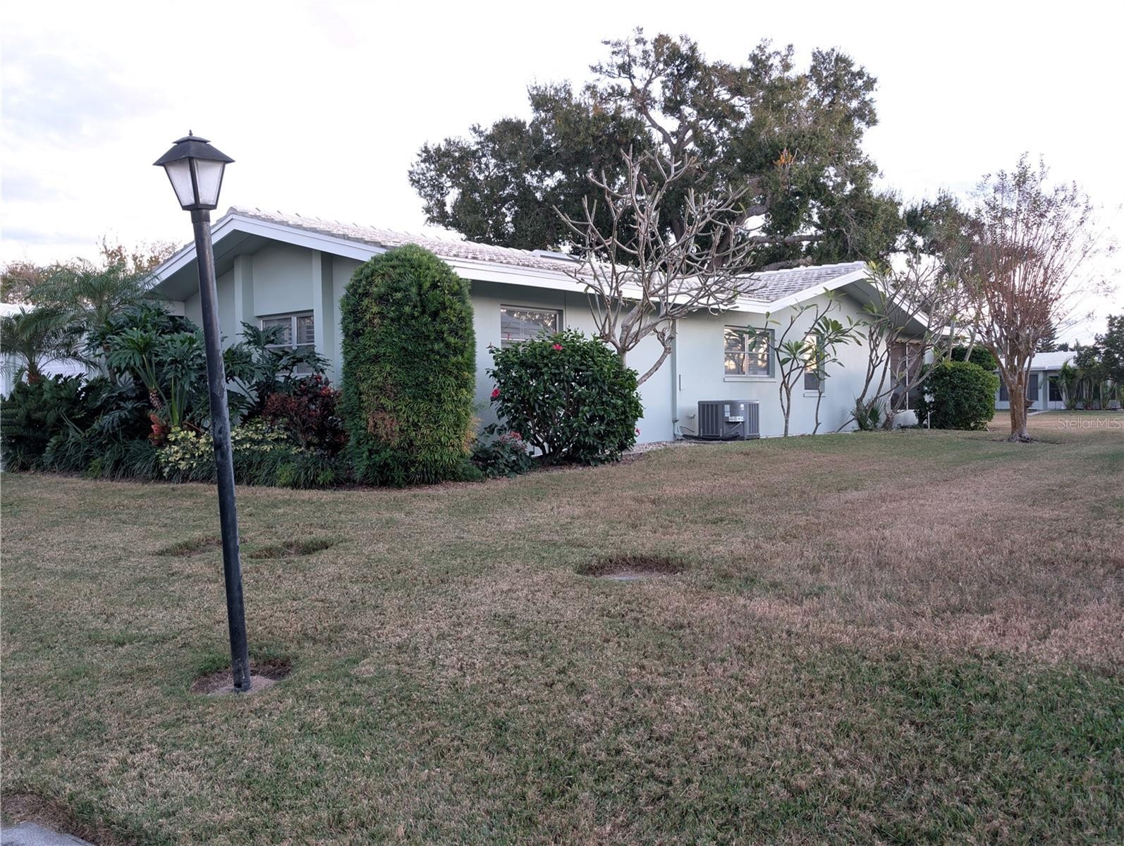 3328 DARTMOUTH LN #1012