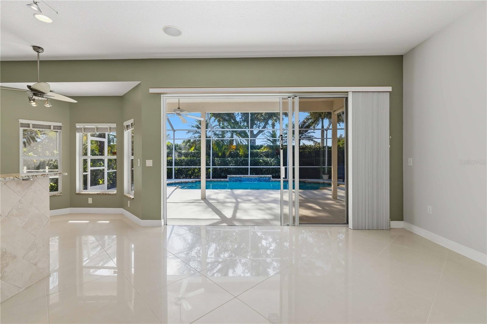 6991 SUPERIOR STREET CIR