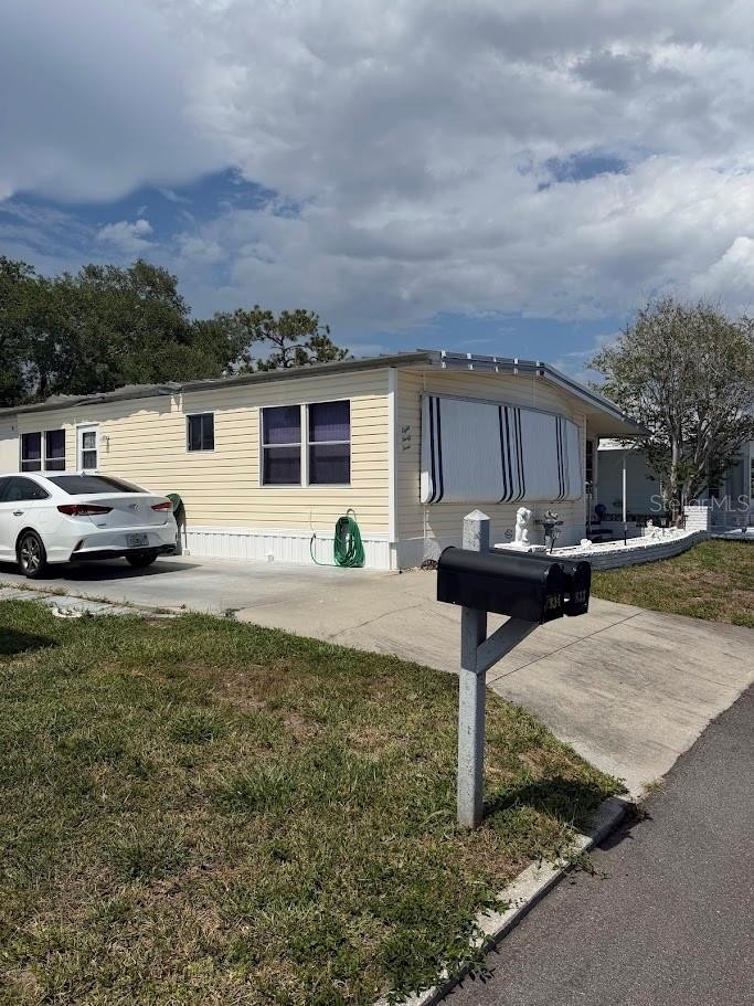 833 JOLANDA CIR