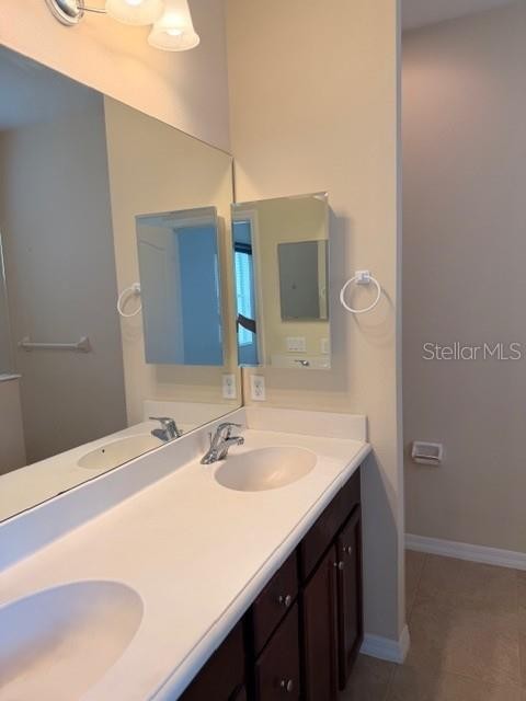 4620 WHISPERING LEAVES DR