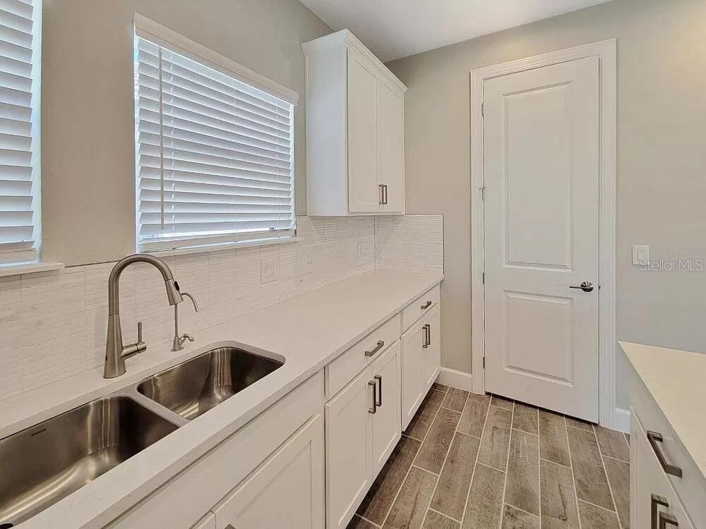 11019 DEVONBRIDGE DR