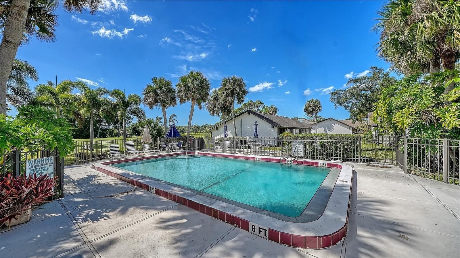 3569 LONGMEADOW #35