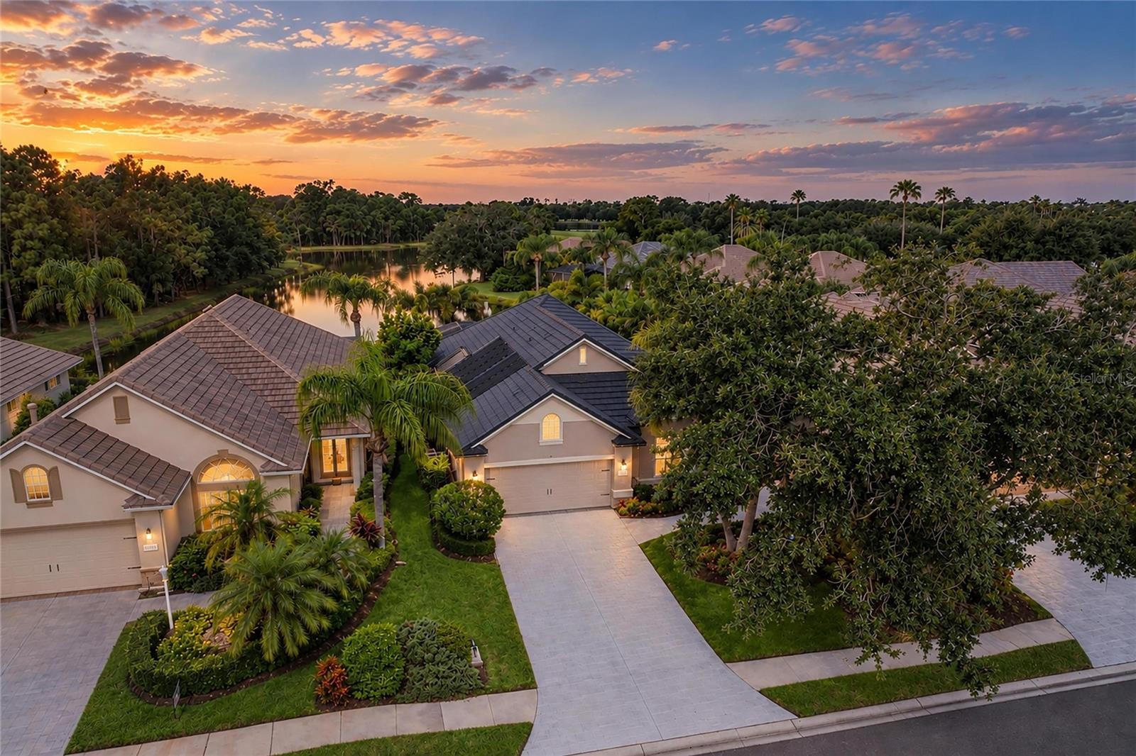 7818 TROON CT