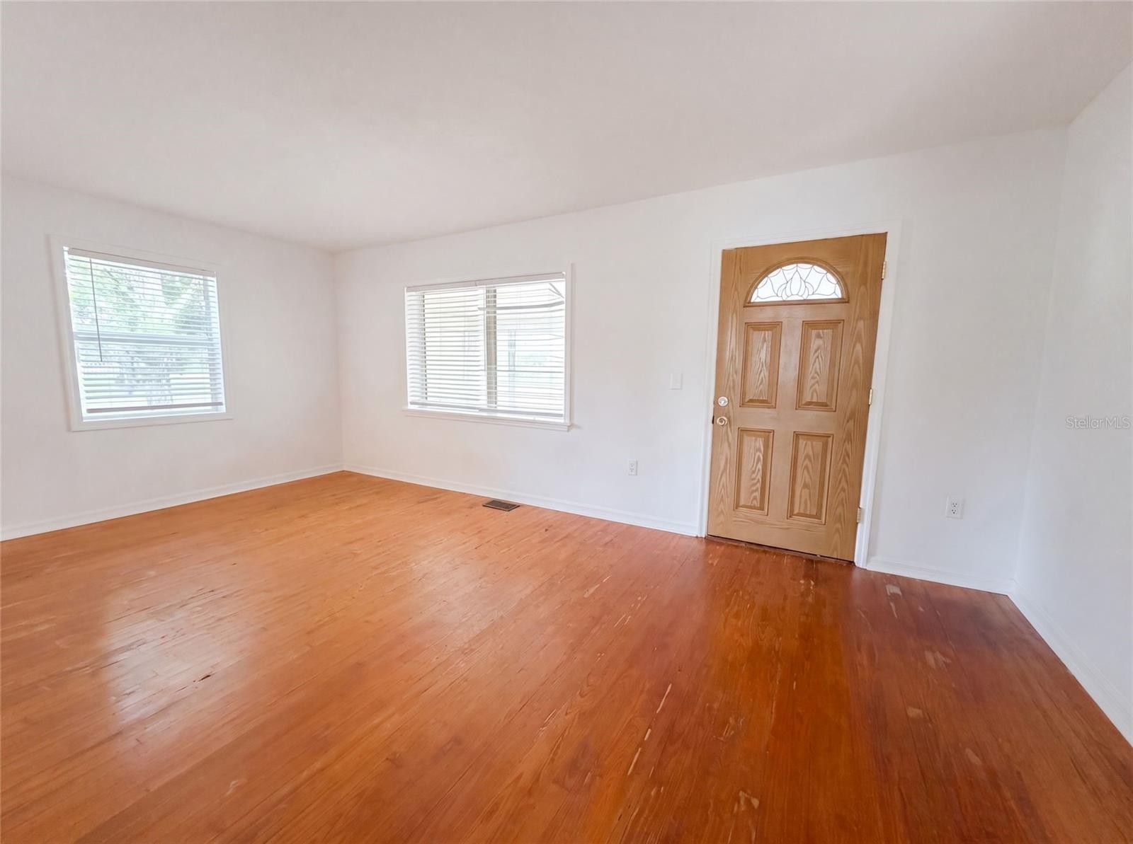 2231 9TH AVE W
