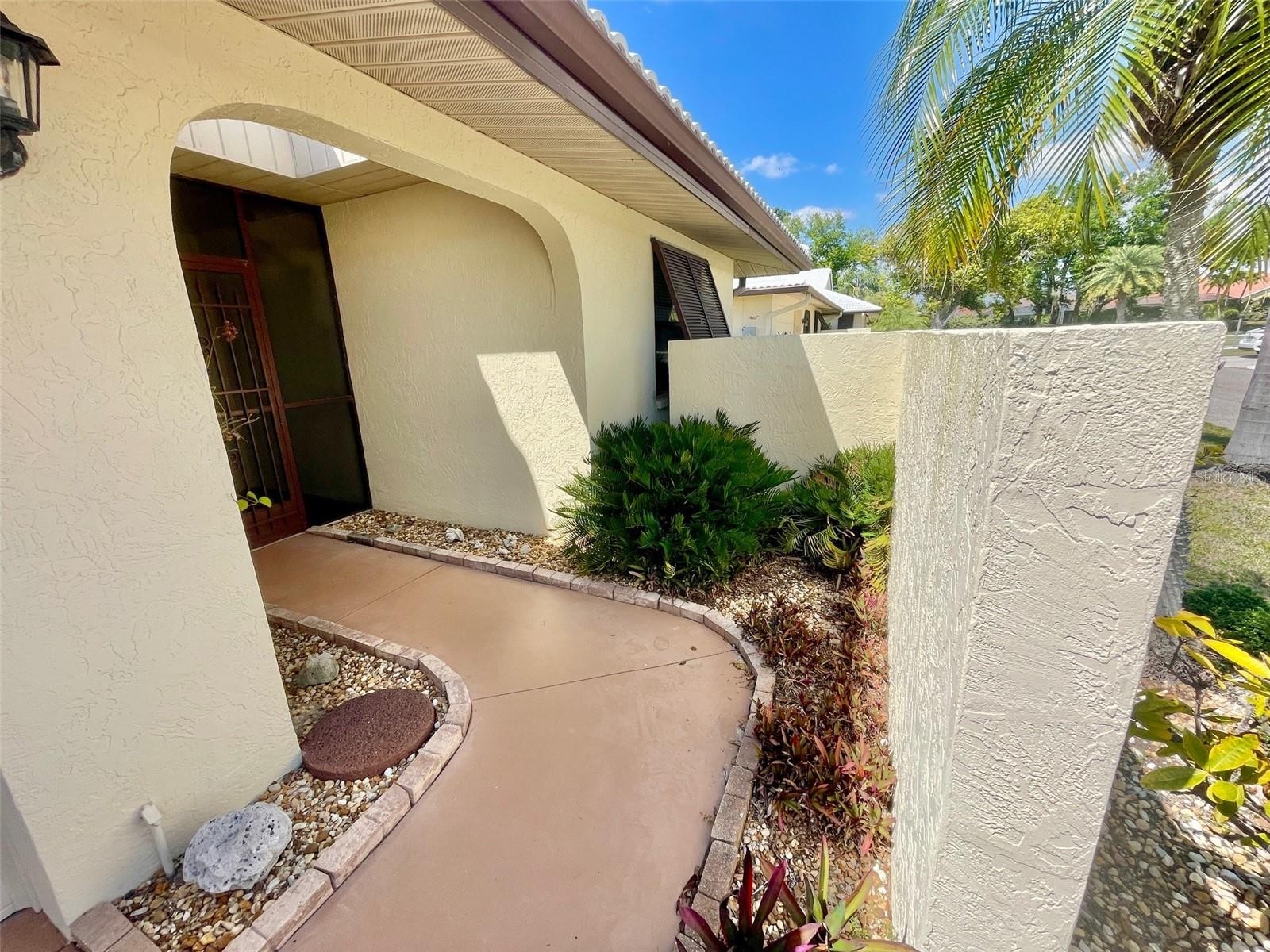 137 DRIFTING SANDS DR