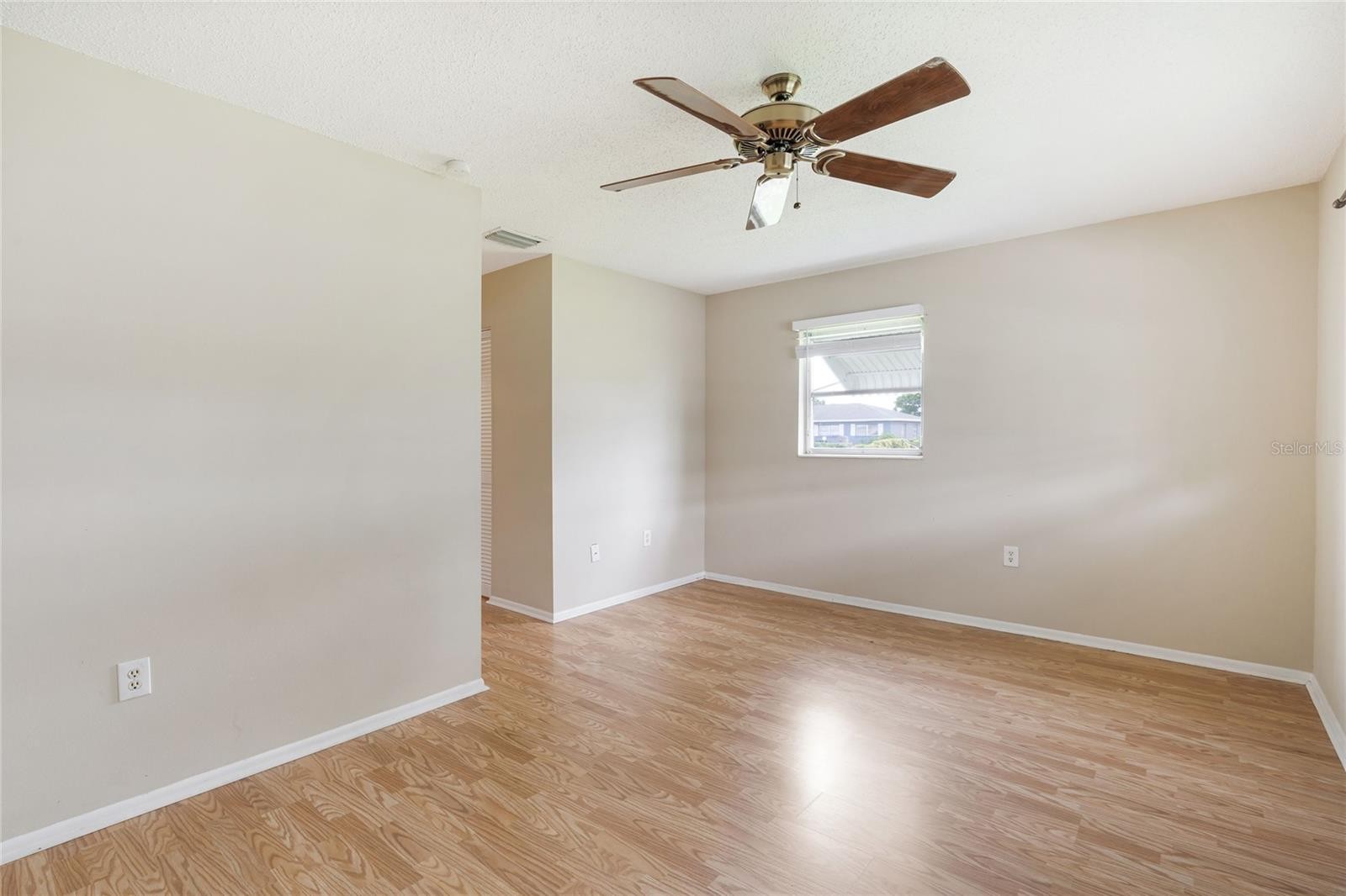 5972 HIBISCUS DR #207