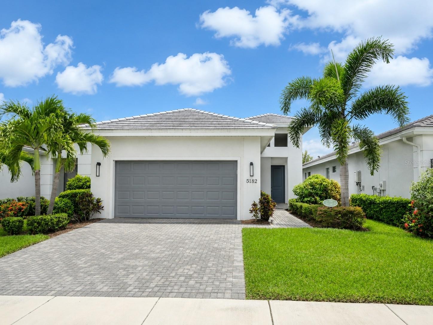 5182 BARNETT CIR