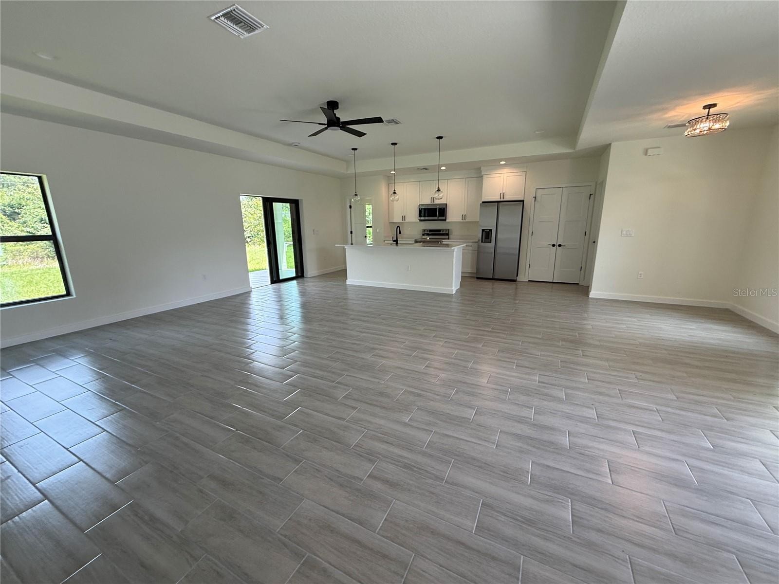 2966 BEEVILLE AVE