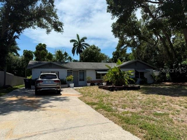 210 47TH ST W