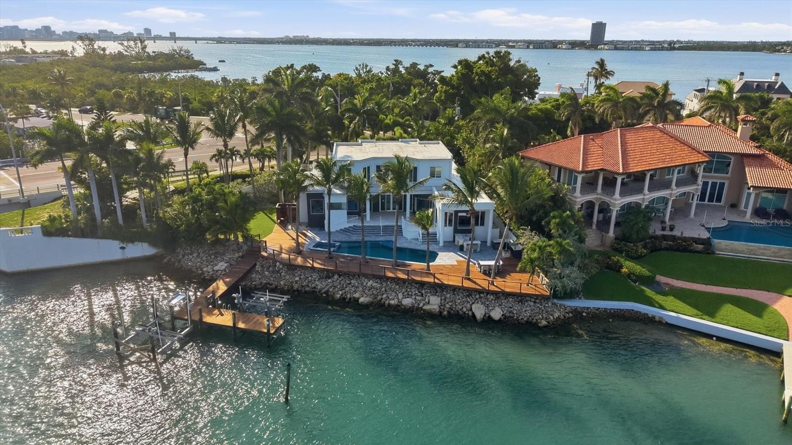 1475 JOHN RINGLING PKWY