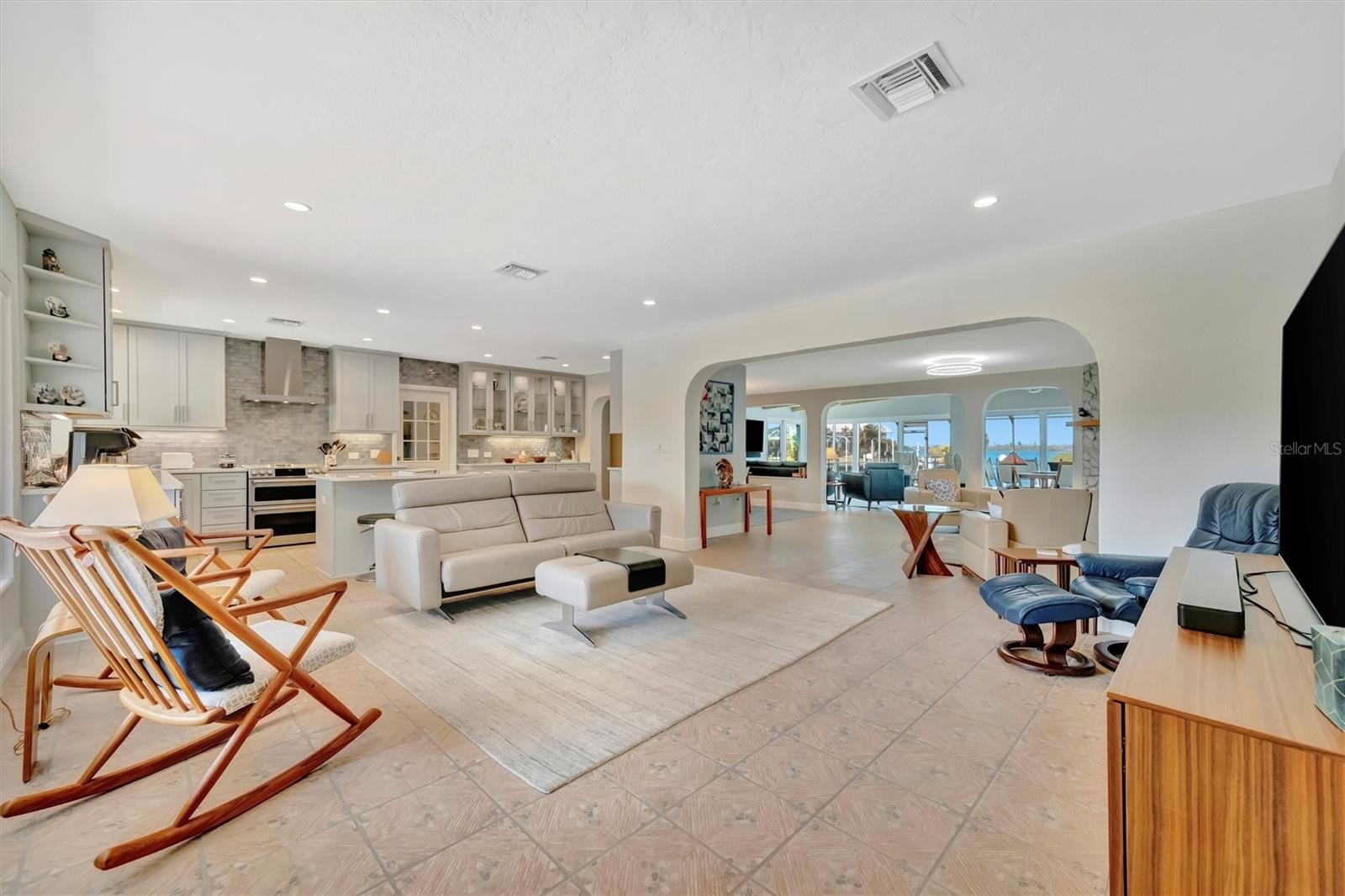 5403 PALMETTO POINT DR