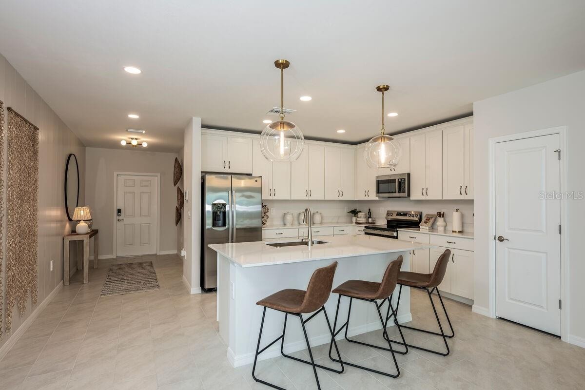 9505 VIBRANT LN