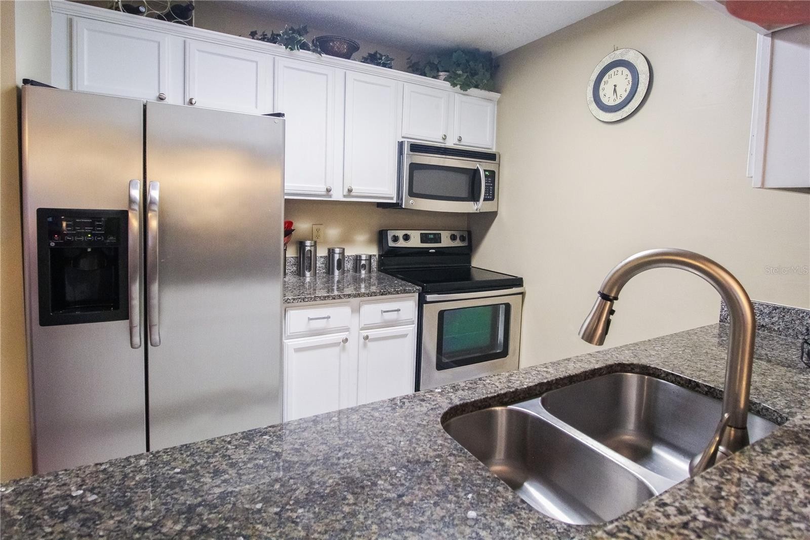 4009 CROCKERS LAKE BLVD #11
