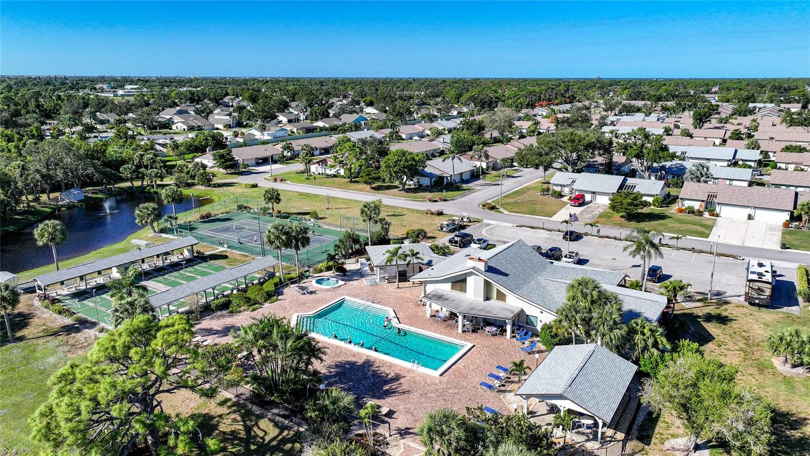 215 PERSIMMON ST ##52