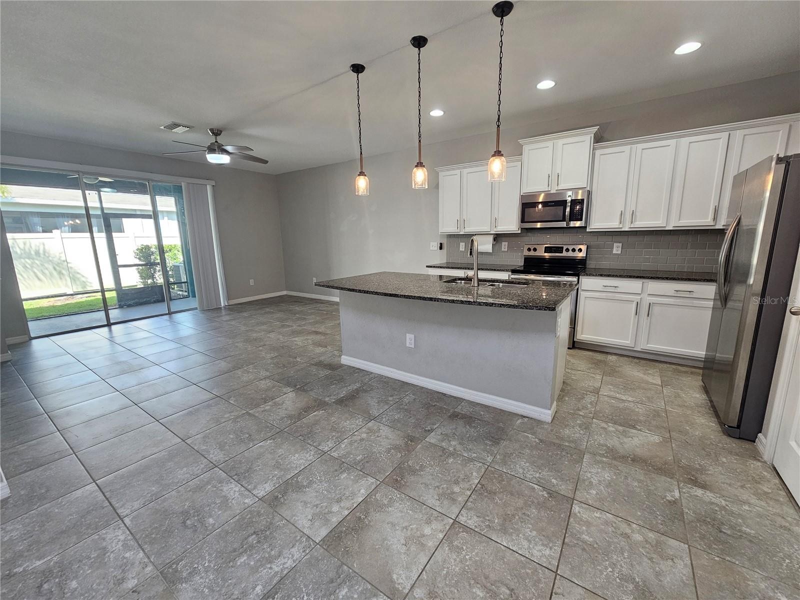 8651 STARGAZER ST