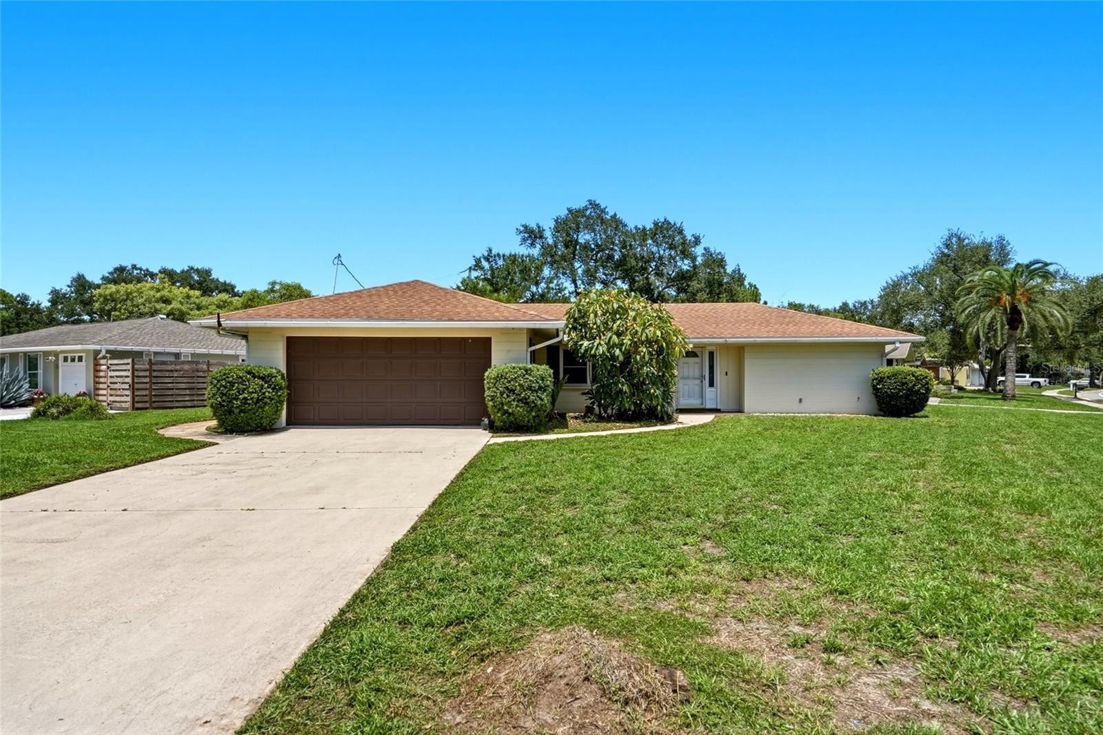 2711 GULF GATE DR