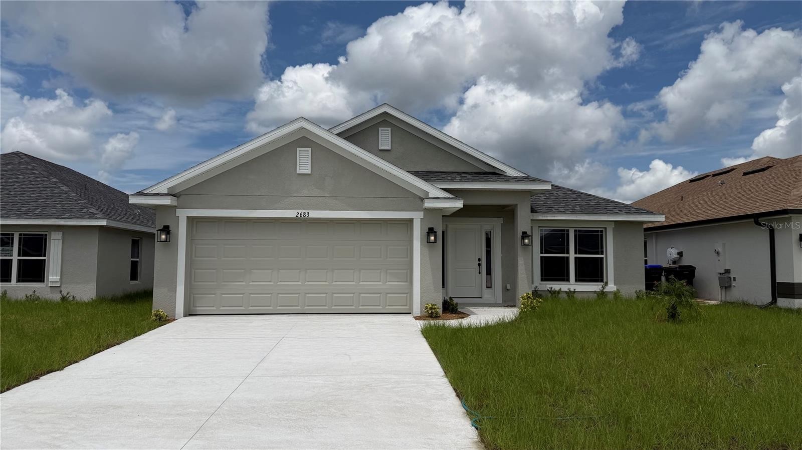 2683 AVERLAND LOOP