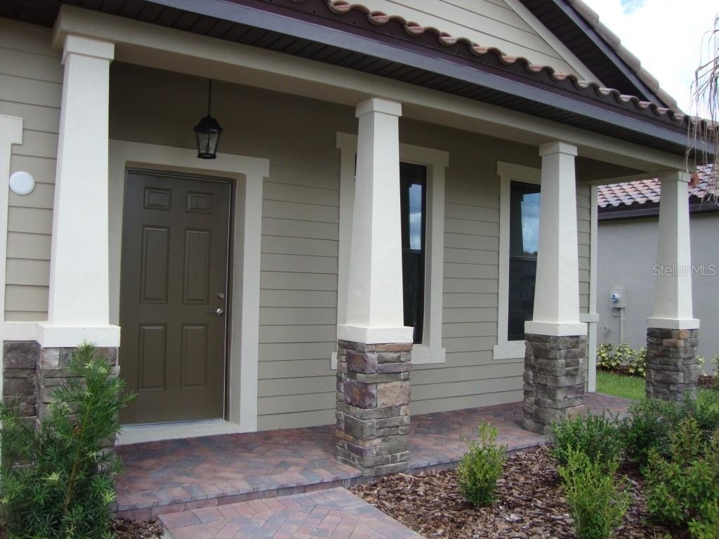 3609 81ST PL E