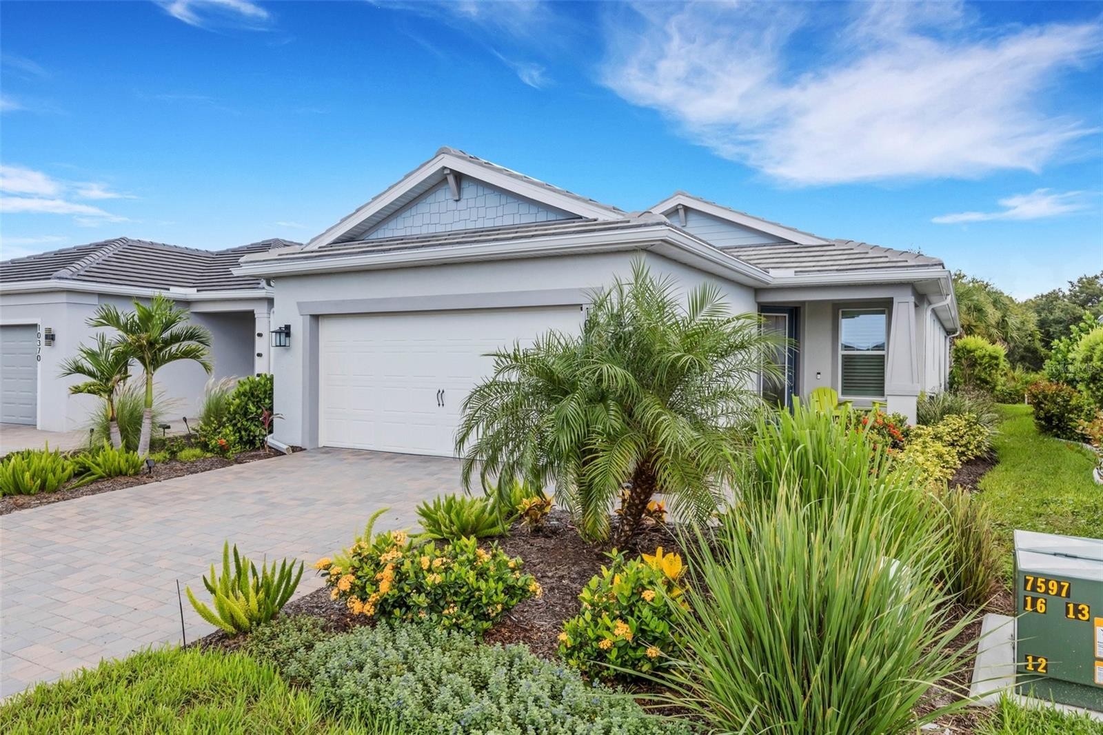 10374 ABACO FALLS DR