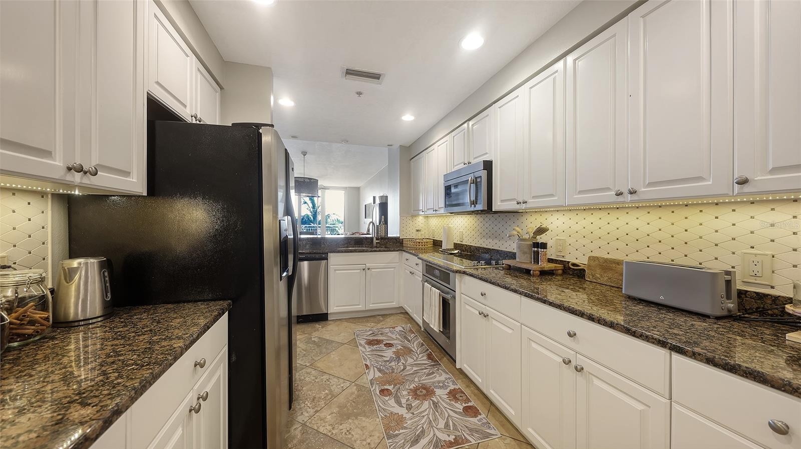 606 RIVIERA DUNES WAY #207