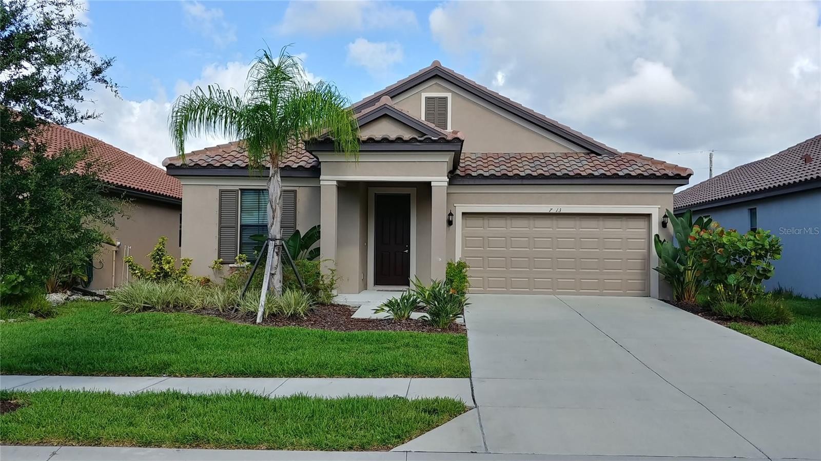 7013 ISLAND QUEEN CT