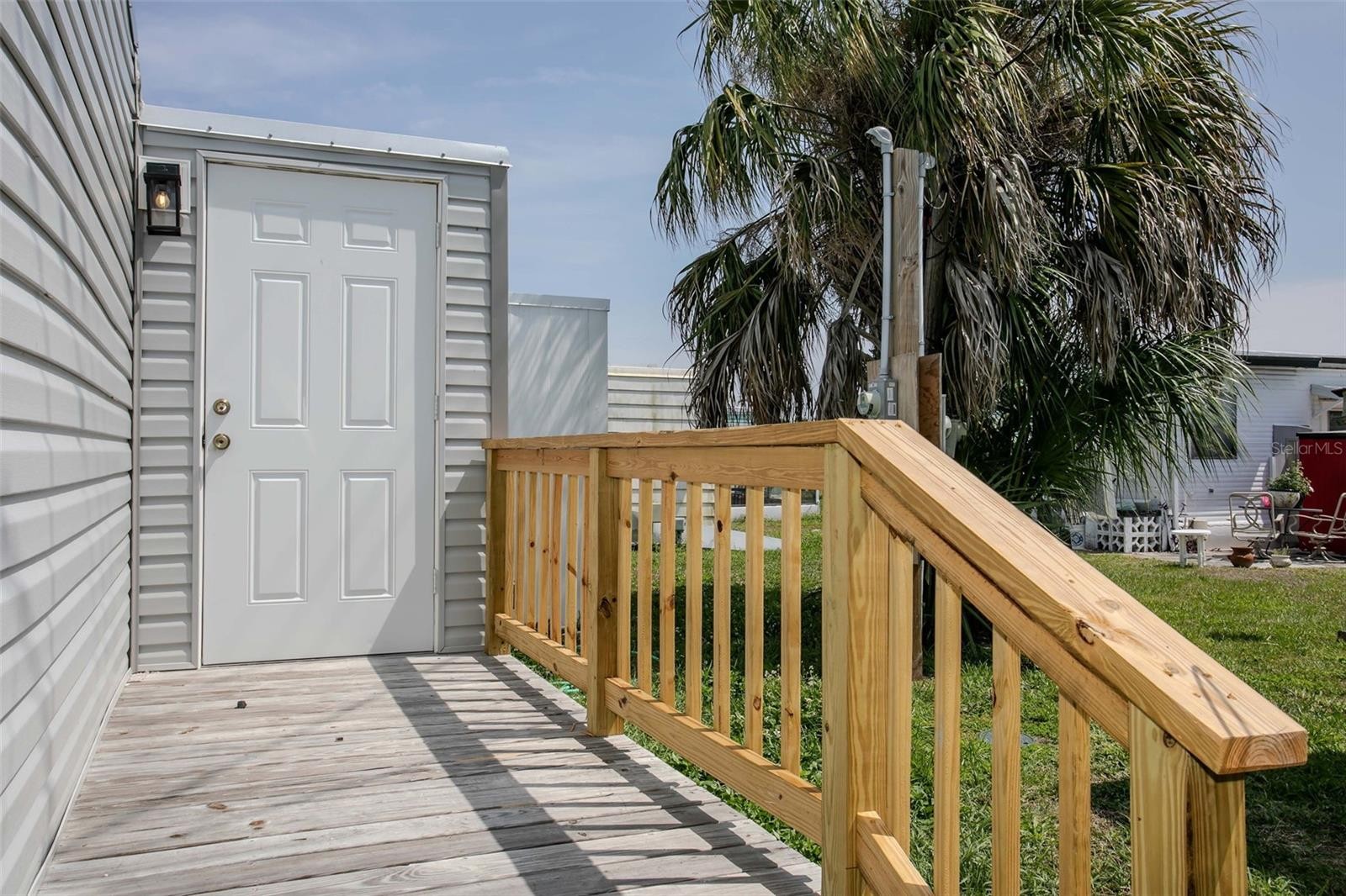 410 W 51ST AVENUE DR W