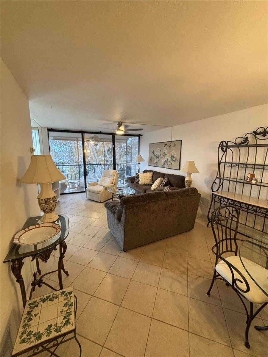 618 BIRD BAY DR S #315