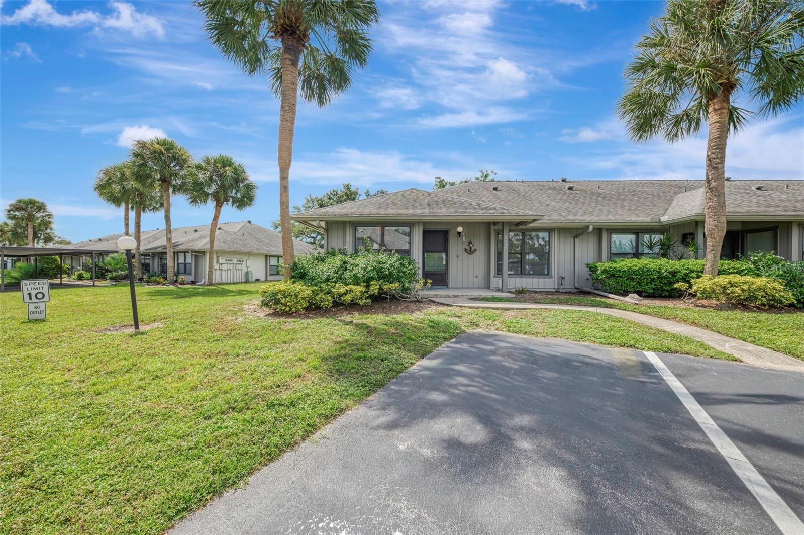 952 N BENEVA RD #V-23