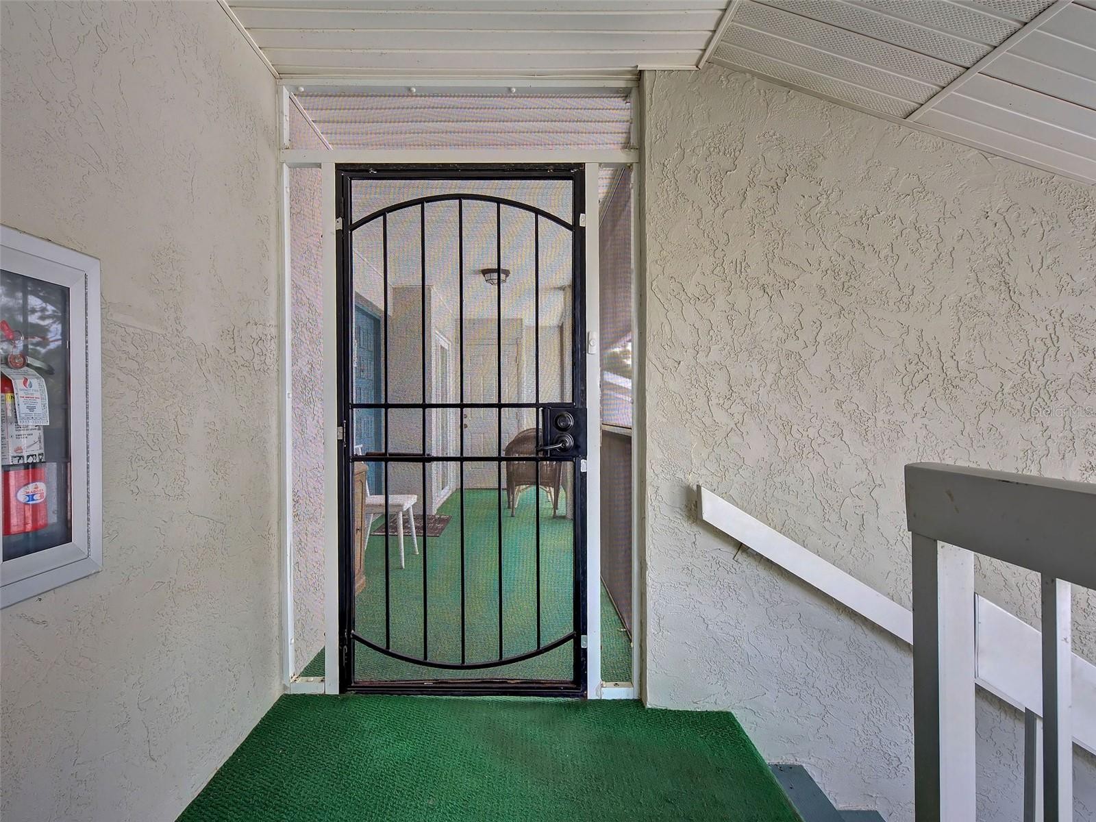 1405 PINE LAKE DR #5