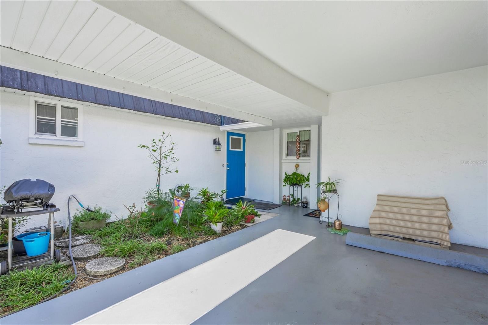 1325 GLEN OAKS DR E #133