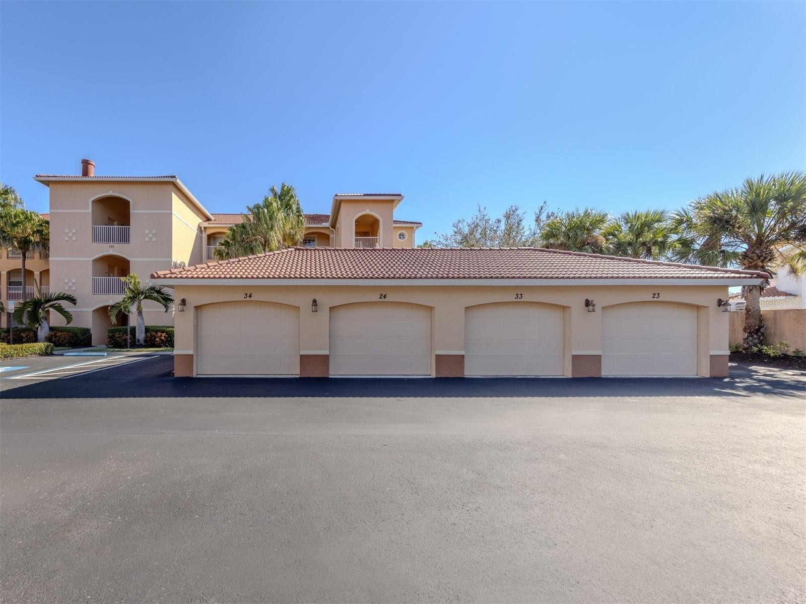 120 L PAVIA BLVD #24