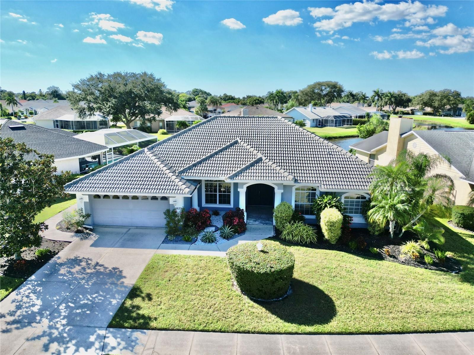 5829 CARRIAGE DR
