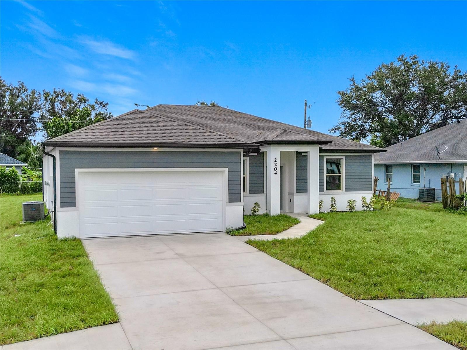 1211 S SAN MATEO DR