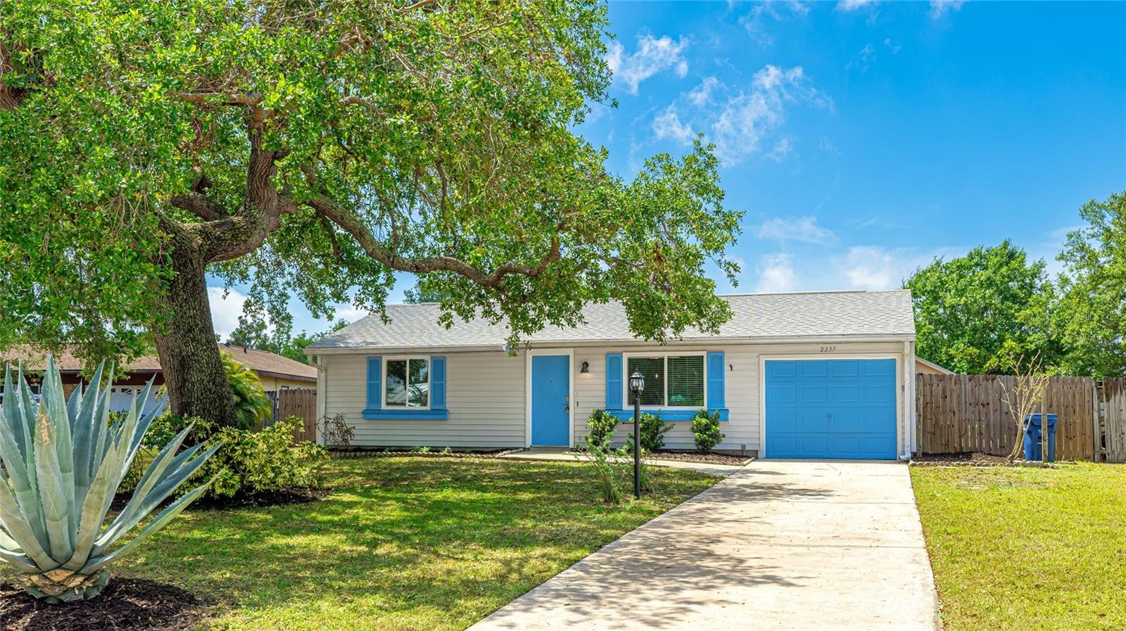 2237 LOCKWOOD MEADOWS CIR
