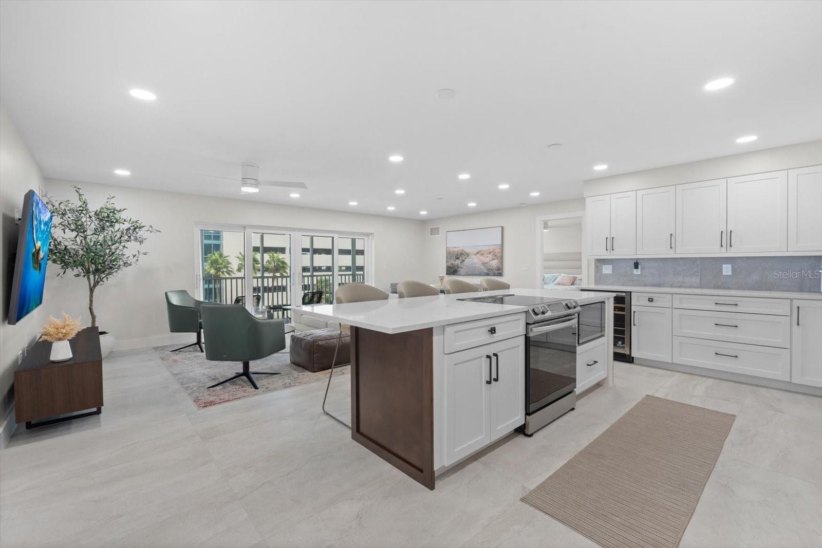 800 BENJAMIN FRANKLIN DR #505