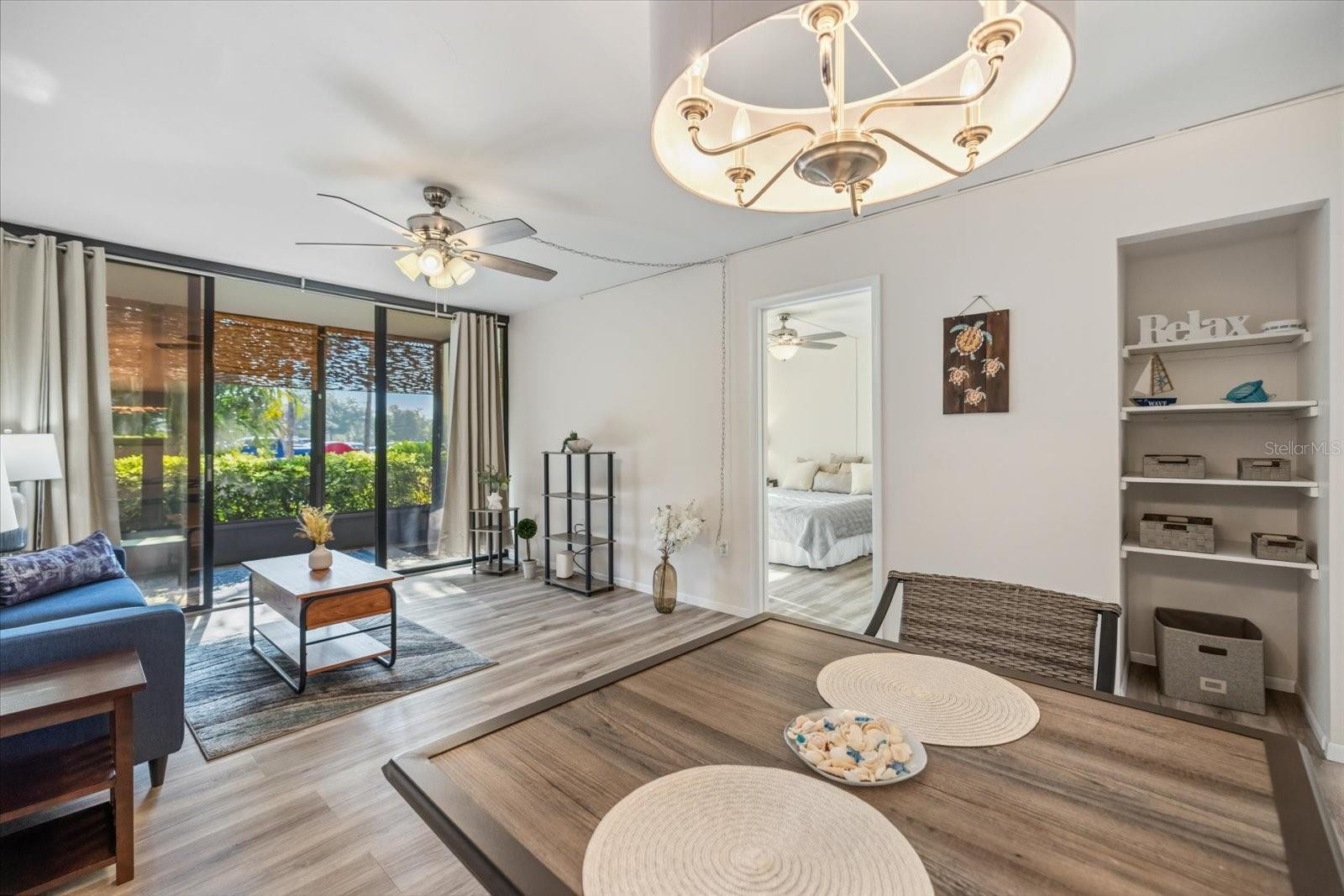 612 BIRD BAY DR S #118