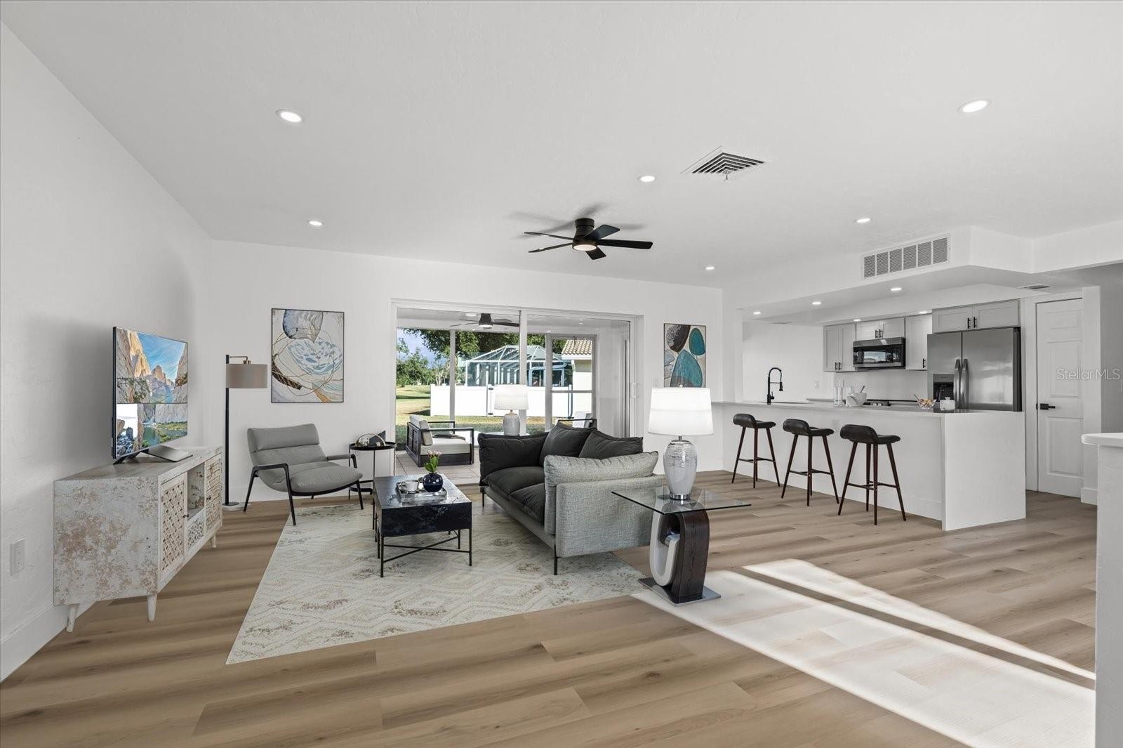 3535 VILLAGE GREEN DR