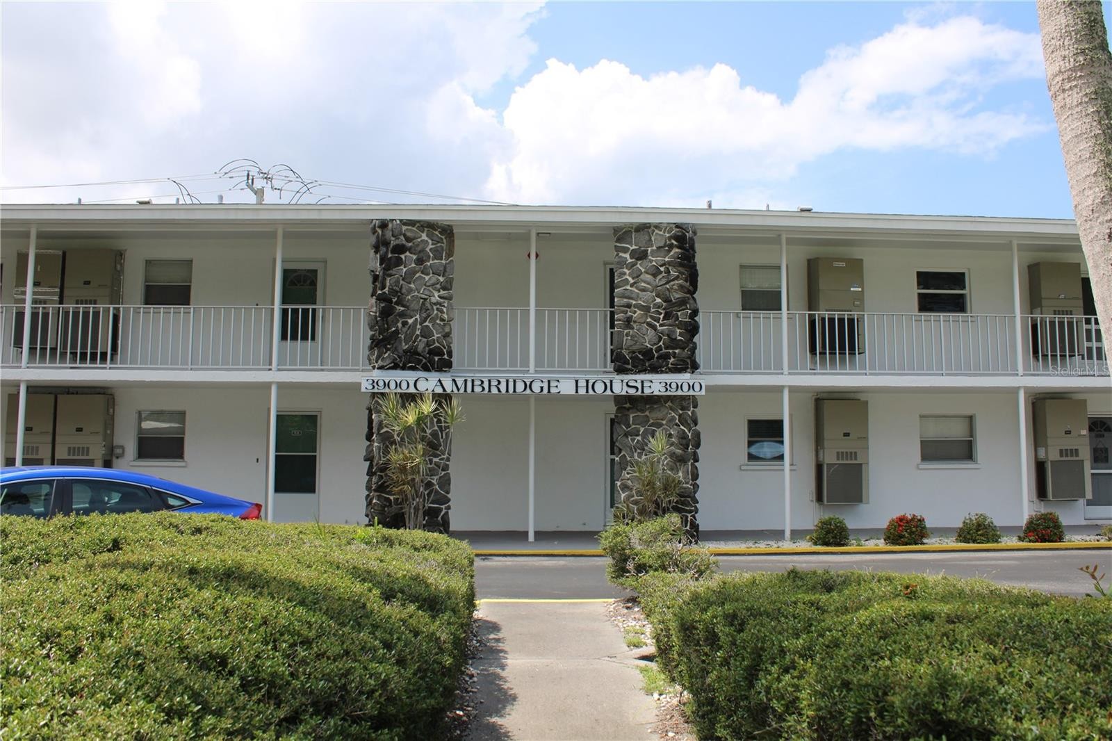 3900 ROXANE BLVD #10B