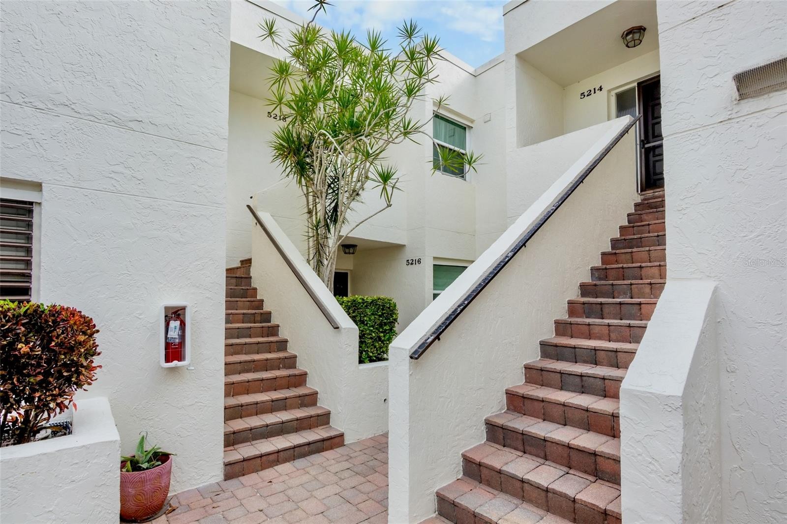 5218 MARSH FIELD LN #108