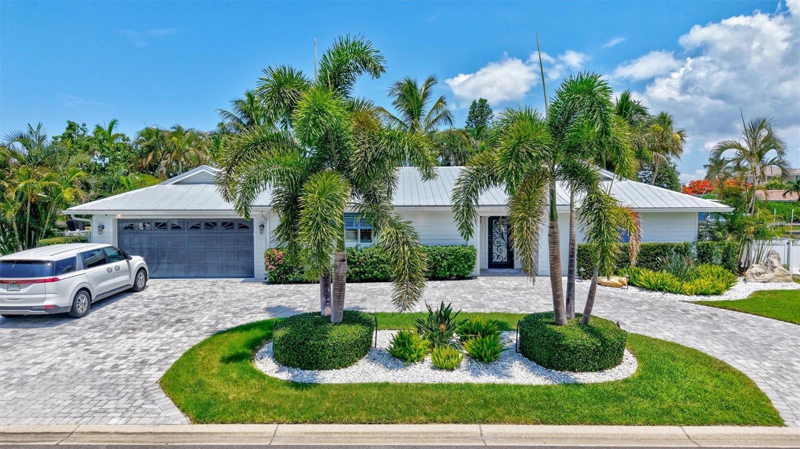 571 RANGER LN